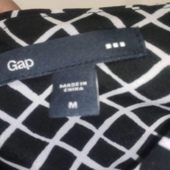 Gap sleeveless top - Picture 4 of 4